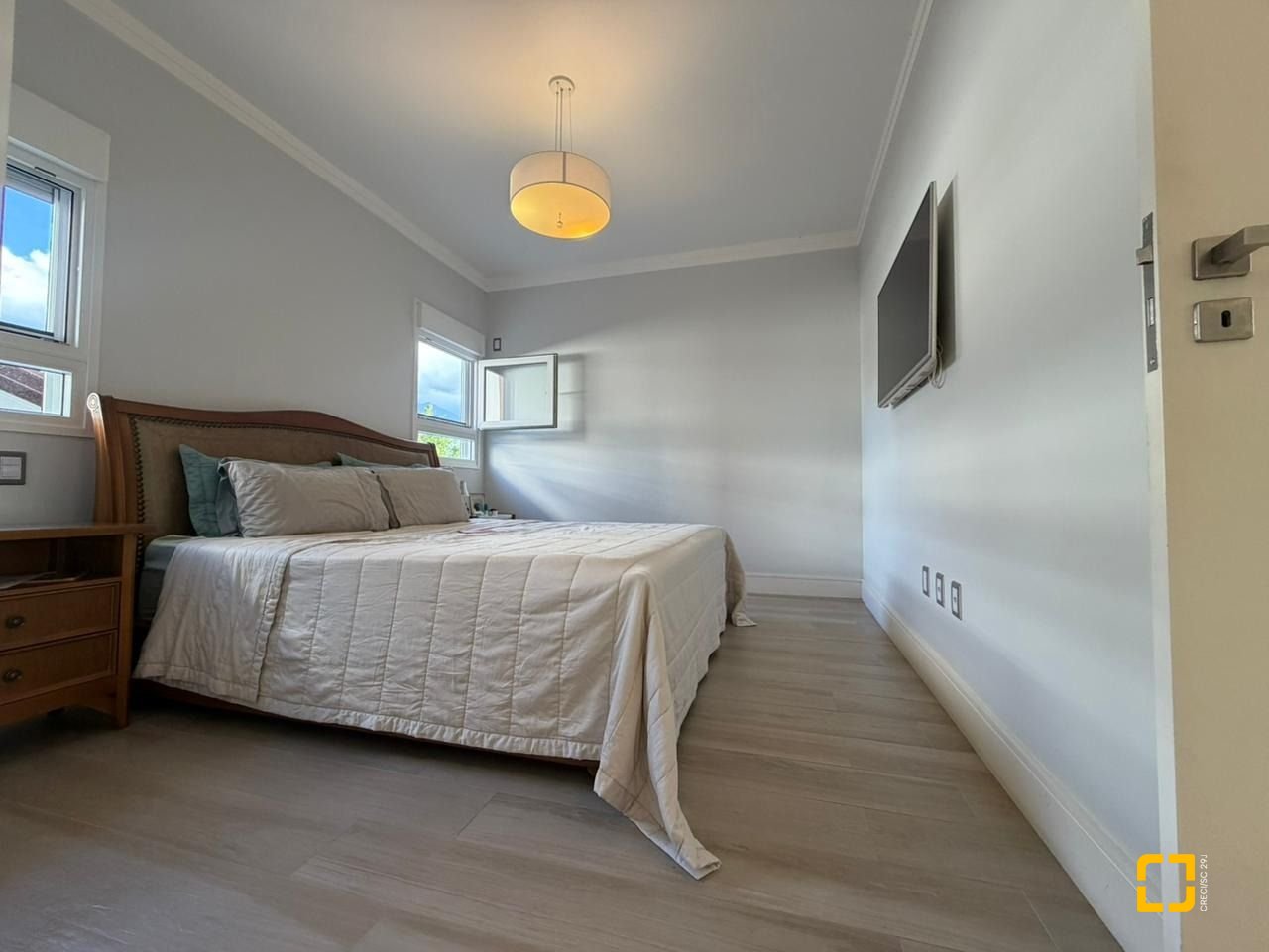 Casa de Condomínio com 204m², 3 quartos (sendo 1 suíte), 1 garagem, no bairro Sul do Rio em Santo Amaro da Imperatriz