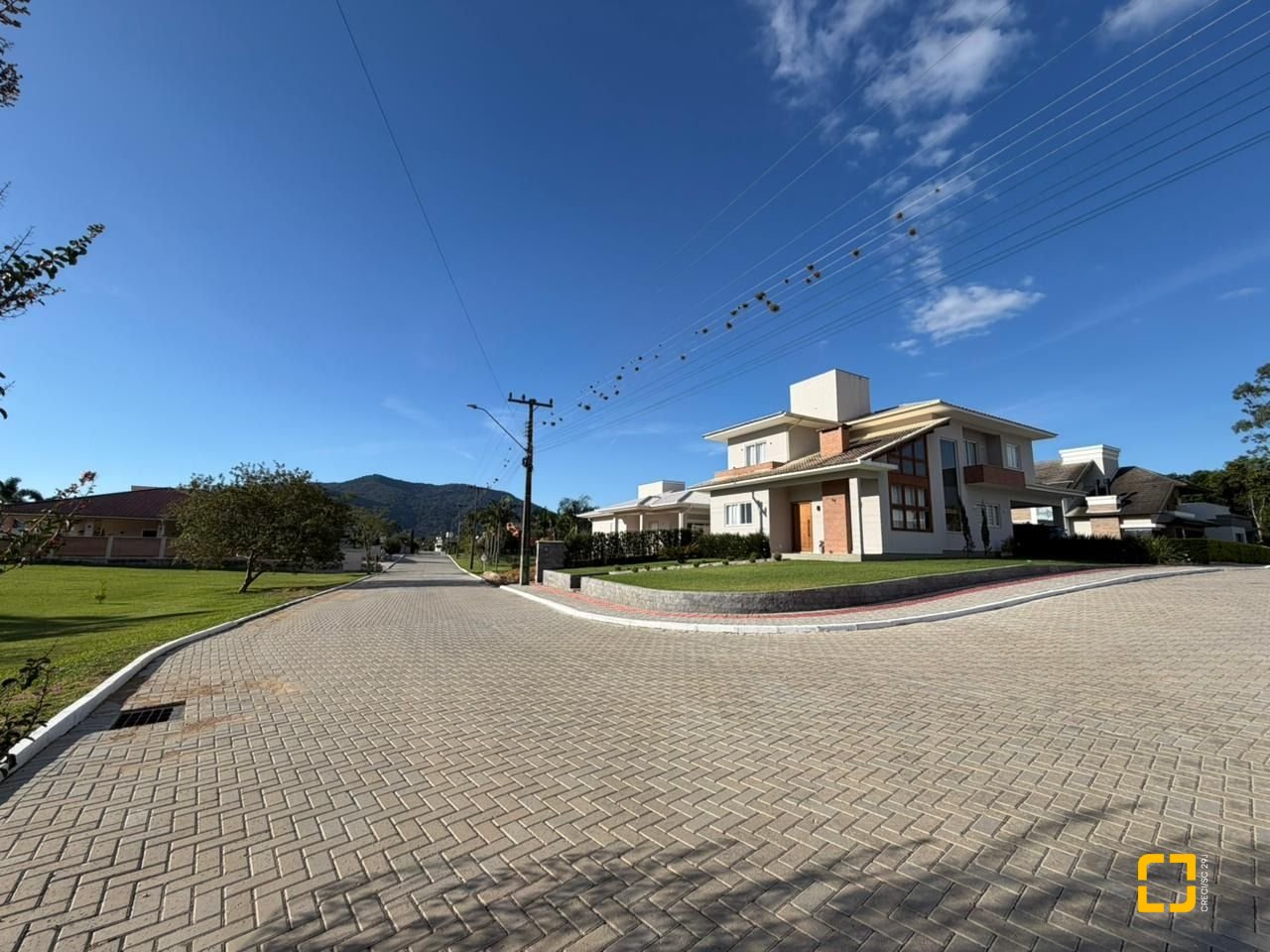 Casa de Condomínio com 204m², 3 quartos (sendo 1 suíte), 1 garagem, no bairro Sul do Rio em Santo Amaro da Imperatriz