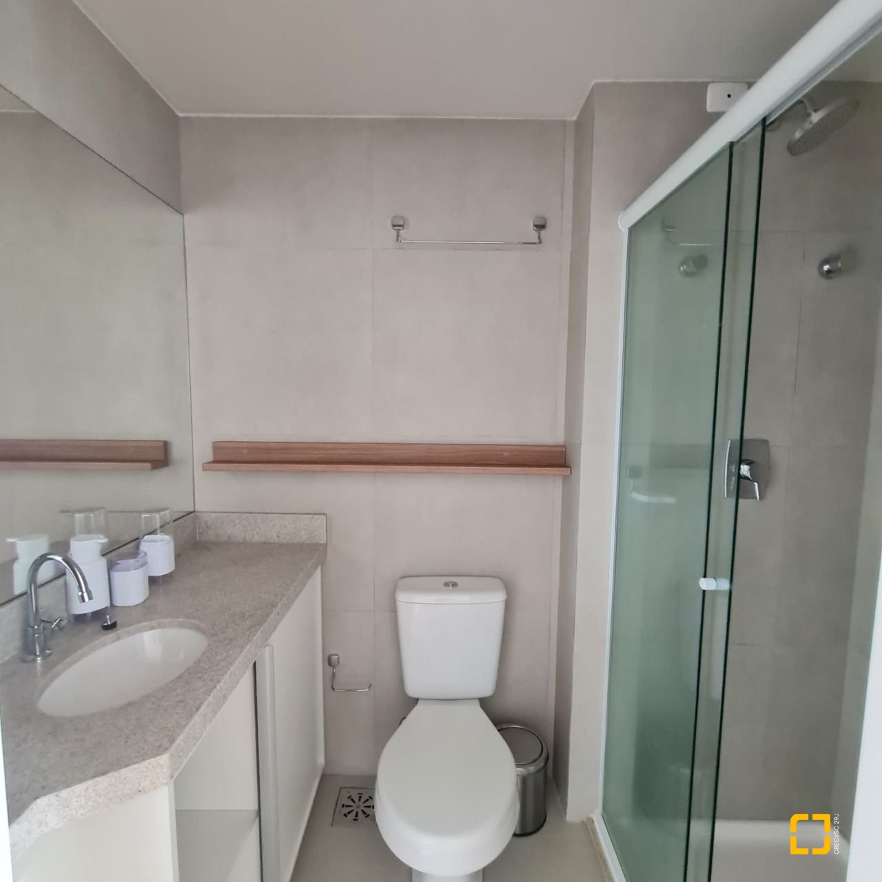 Studio com 23m², 1 quarto, 1 garagem, no bairro Carvoeira em Florianópolis