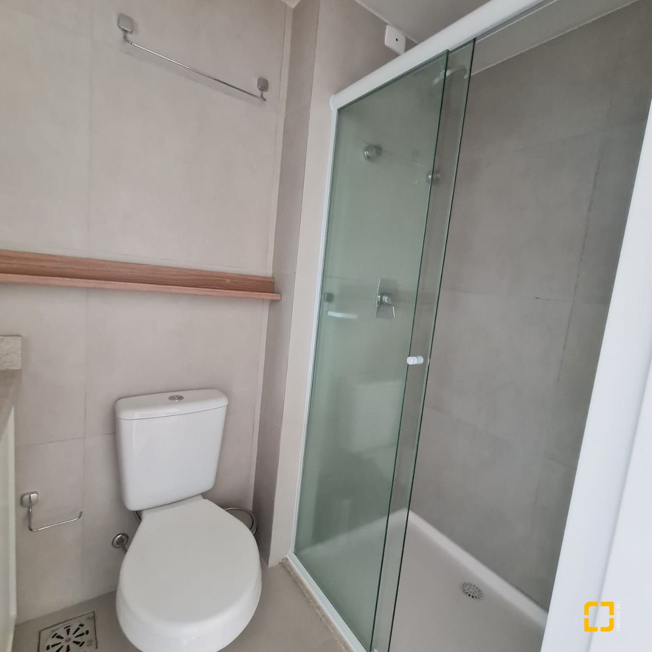 Studio com 23m², 1 quarto, 1 garagem, no bairro Carvoeira em Florianópolis
