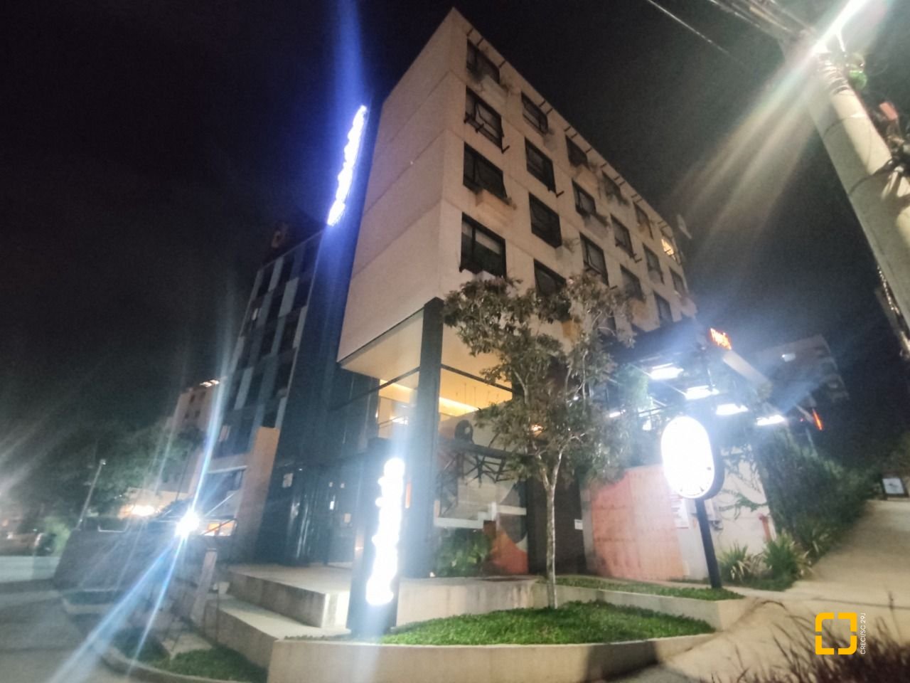 Studio com 23m², 1 quarto, 1 garagem, no bairro Carvoeira em Florianópolis