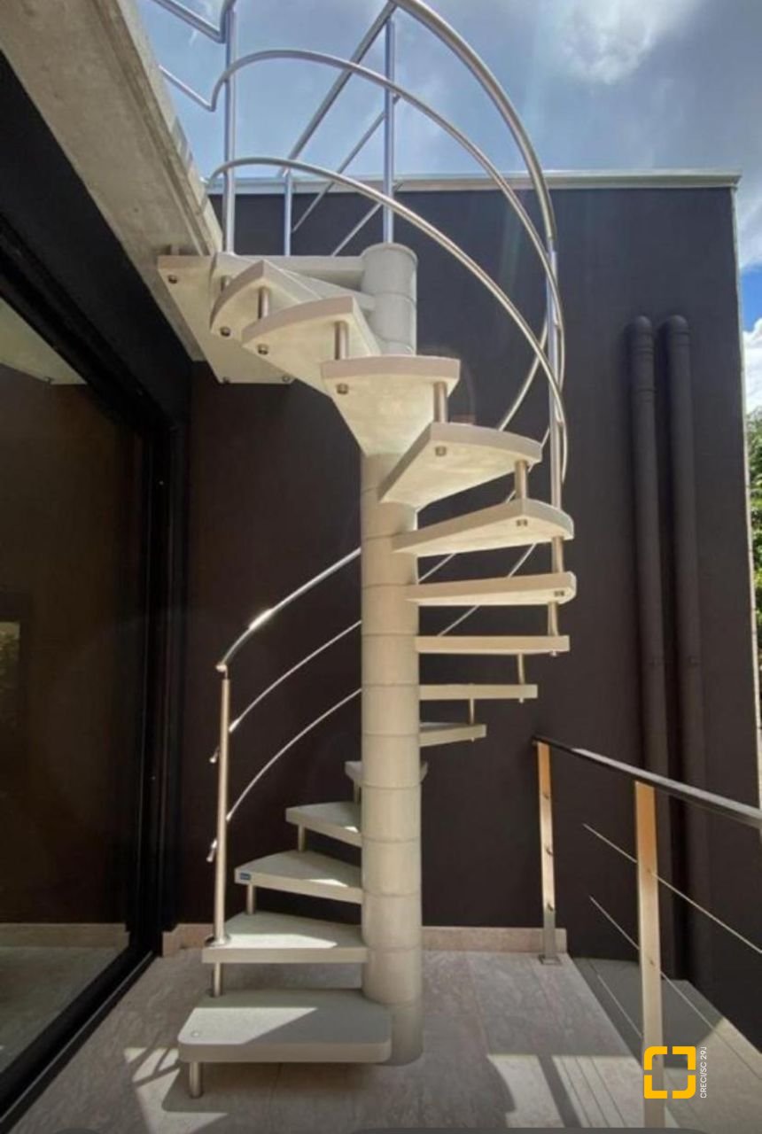 Casa de Condomínio com 323m², 6 quartos (sendo 3 suítes), 4 garagens, no bairro Cacupé em Florianópolis