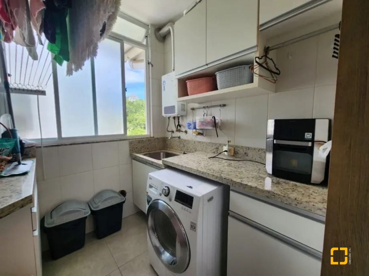 Apartamento com 113m², 4 quartos (sendo 1 suíte), 2 garagens, no bairro João Paulo em Florianópolis
