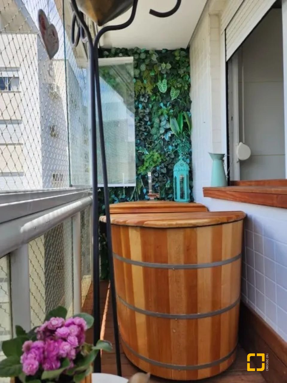 Apartamento com 113m², 4 quartos (sendo 1 suíte), 2 garagens, no bairro João Paulo em Florianópolis