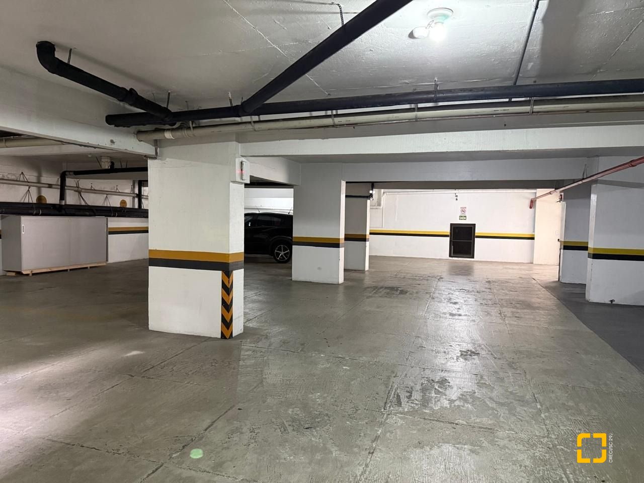 Apartamento com 77m², 4 quartos (sendo 2 suítes), 1 garagem, no bairro Centro em Florianópolis