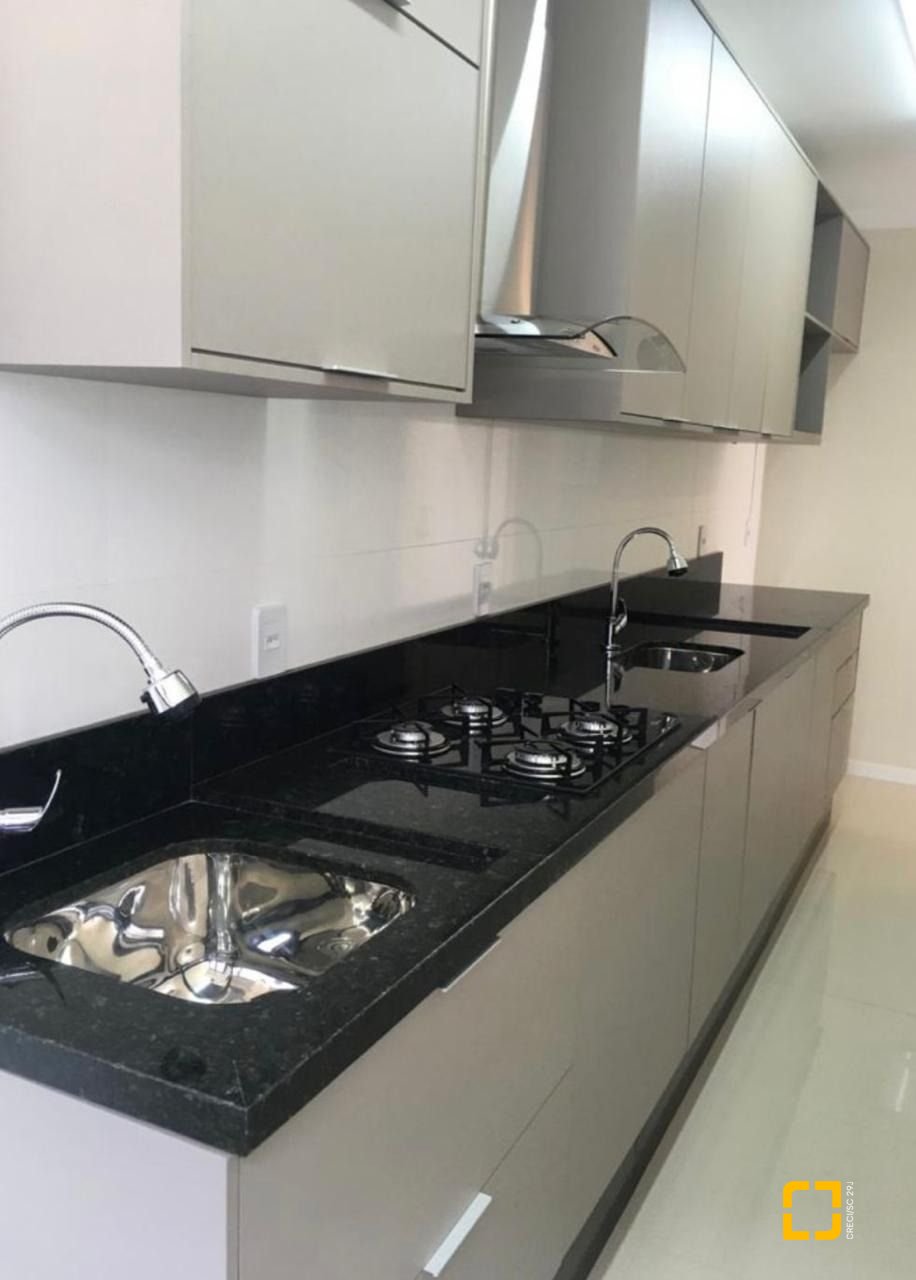 Apartamento com 60m², 3 quartos (sendo 1 suíte), 1 garagem, no bairro Ingleses do Rio Vermelho em Florianópolis