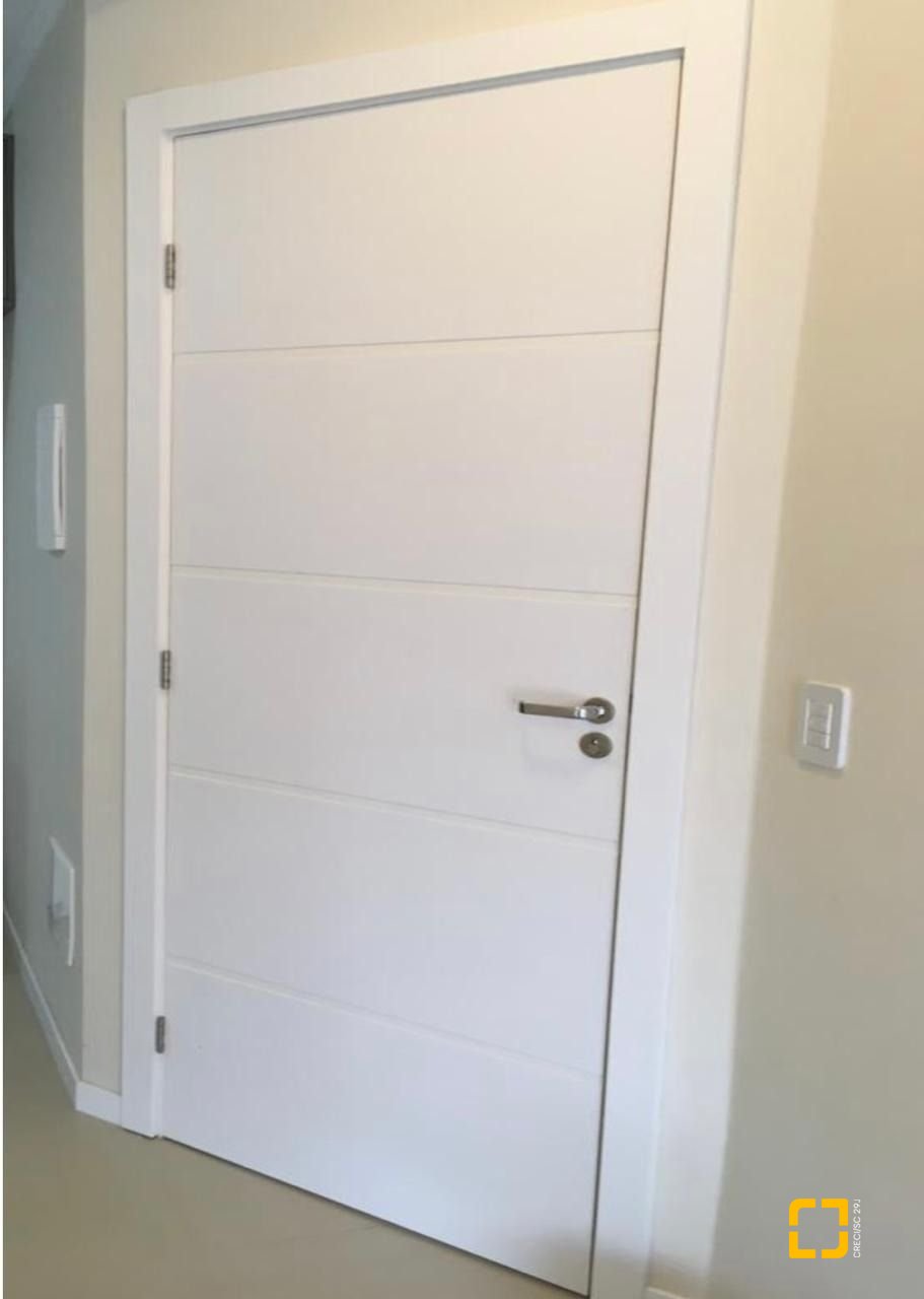 Apartamento com 60m², 3 quartos (sendo 1 suíte), 1 garagem, no bairro Ingleses do Rio Vermelho em Florianópolis