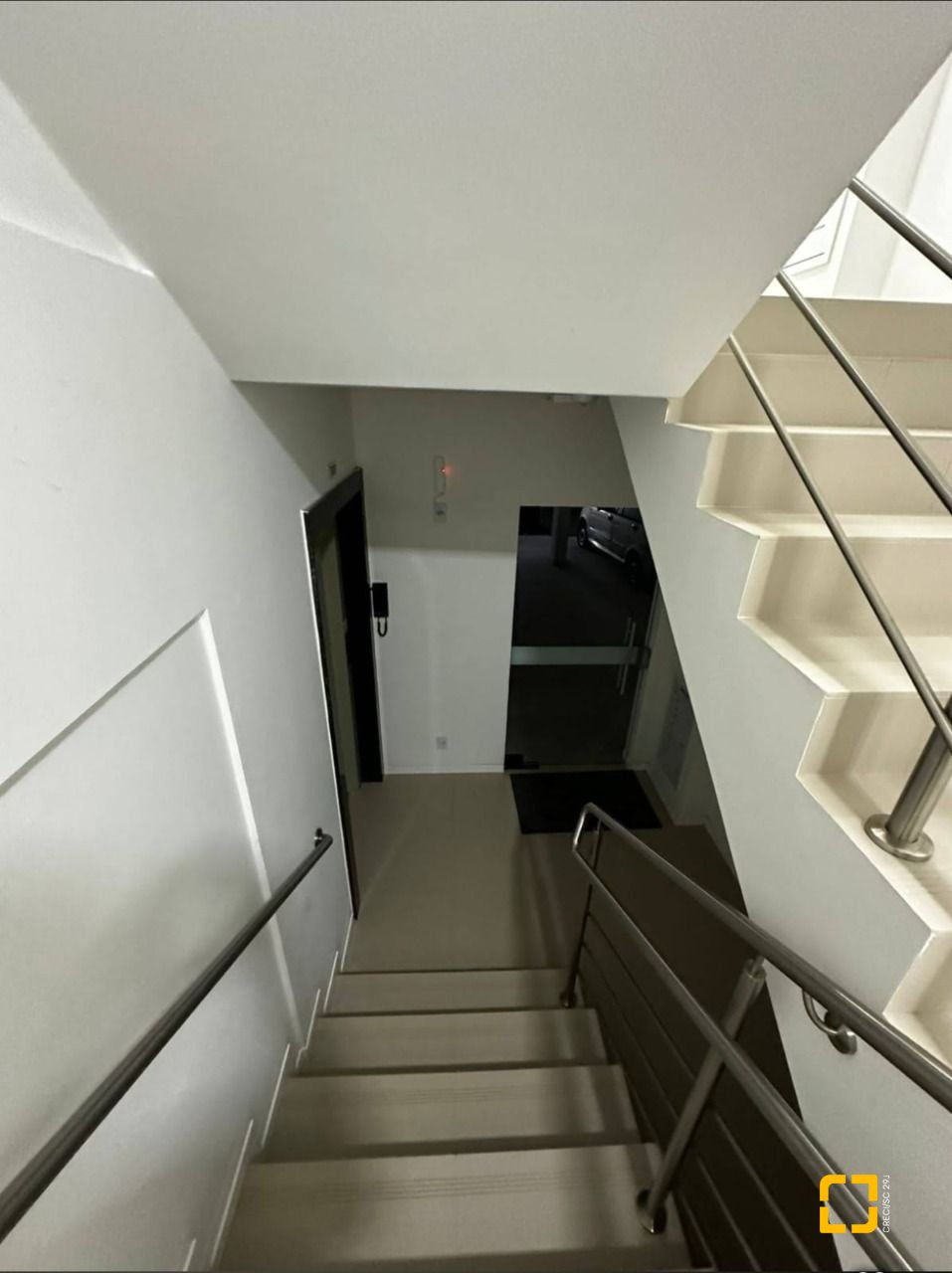 Apartamento com 60m², 3 quartos (sendo 1 suíte), 1 garagem, no bairro Ingleses do Rio Vermelho em Florianópolis