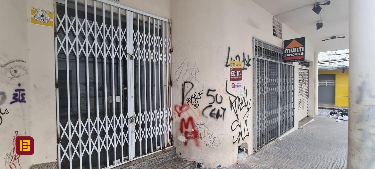 Prédio com 702m², no bairro Centro em Florianópolis