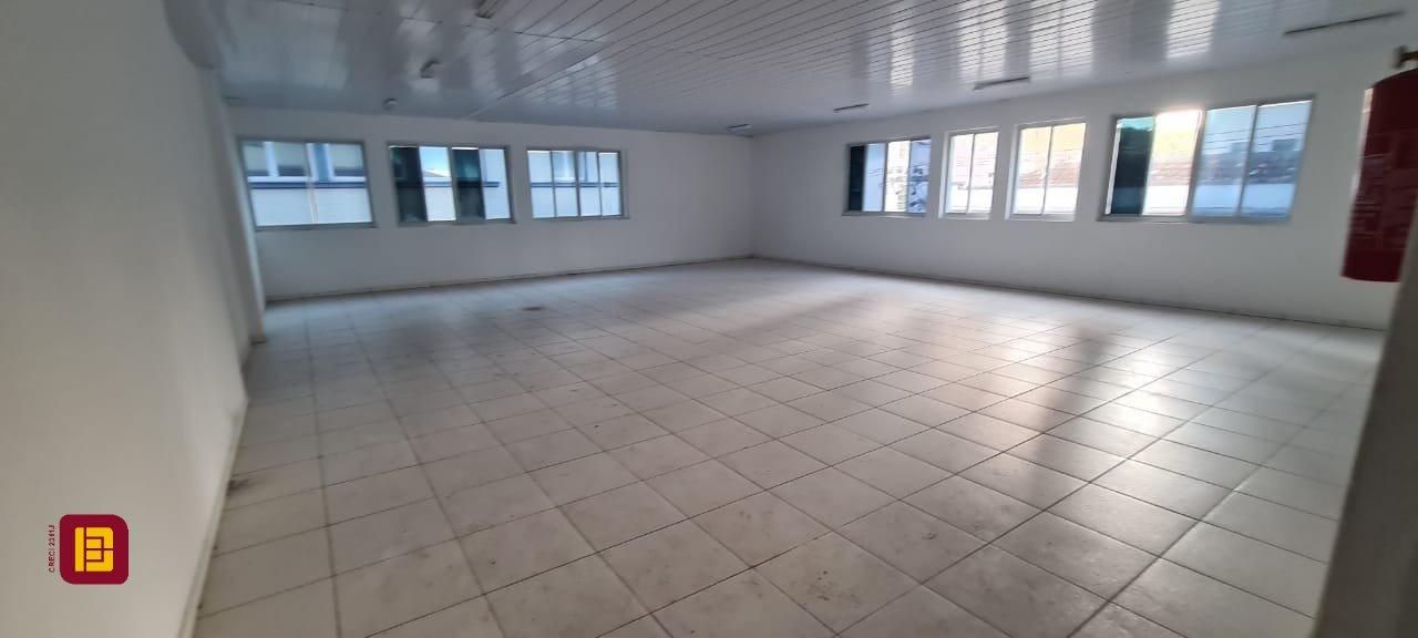 Prédio com 702m², no bairro Centro em Florianópolis
