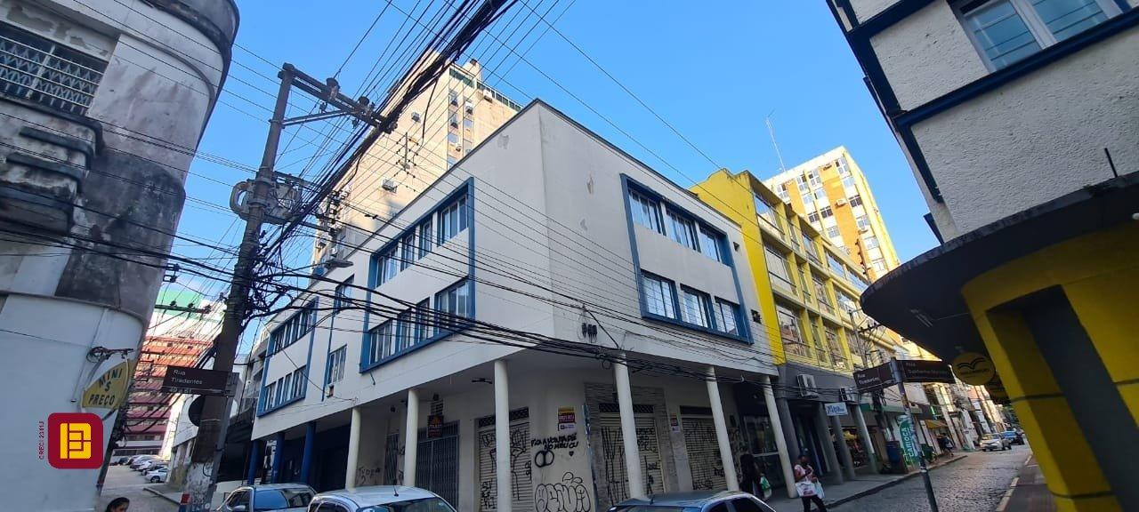 Prédio com 702m², no bairro Centro em Florianópolis