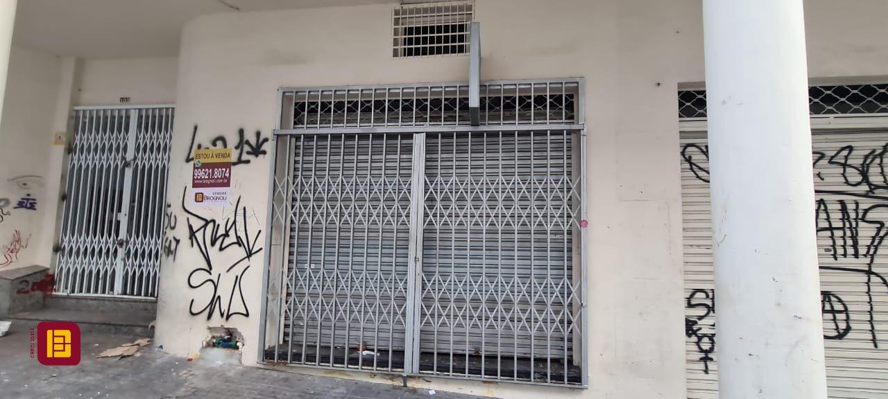 Prédio com 702m², no bairro Centro em Florianópolis