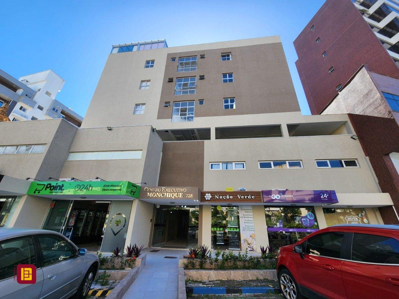 Sala com 23m², no bairro Trindade em Florianópolis