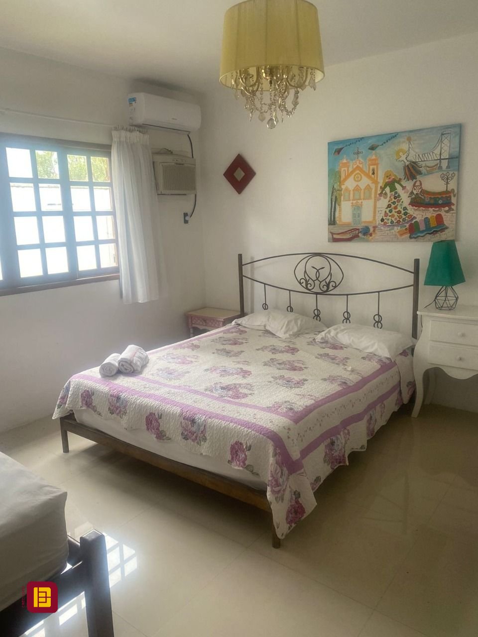 Casa com 250m², 5 quartos (sendo 3 suítes), 4 garagens, no bairro Jurerê Internacional em Florianópolis