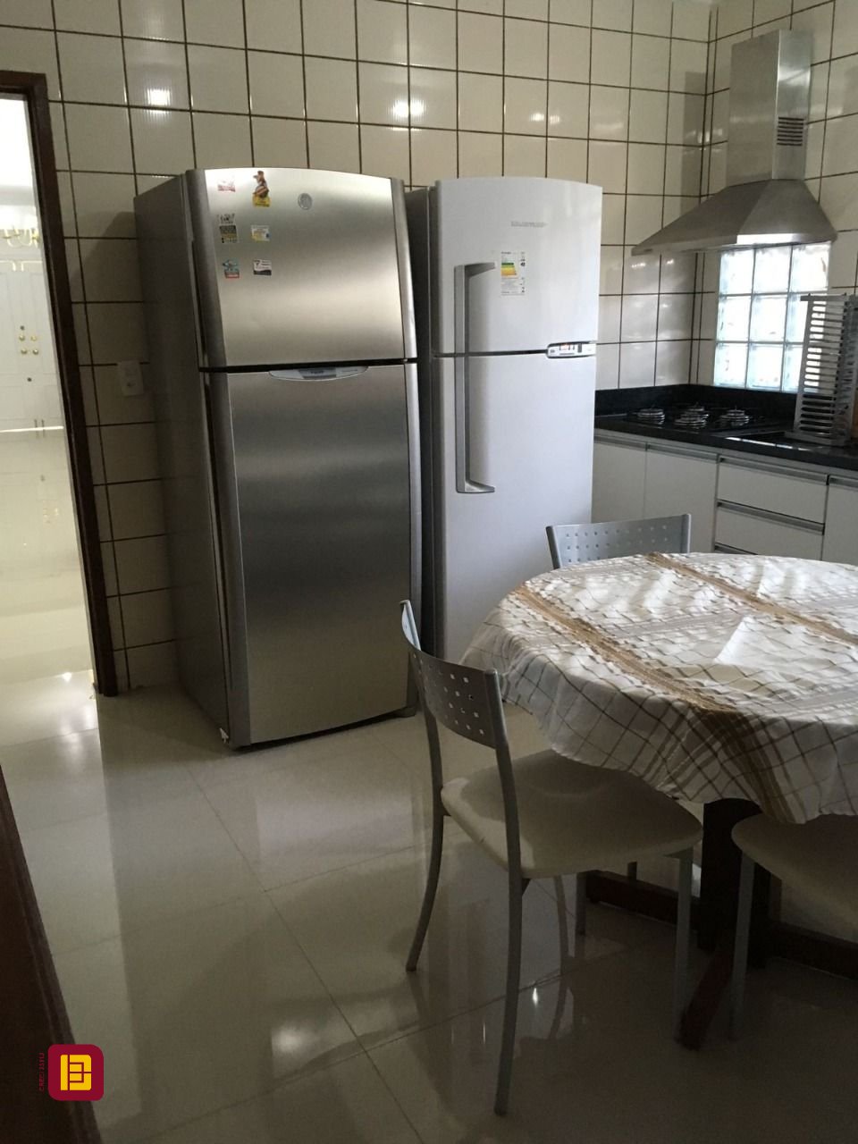 Casa com 250m², 5 quartos (sendo 3 suítes), 4 garagens, no bairro Jurerê Internacional em Florianópolis