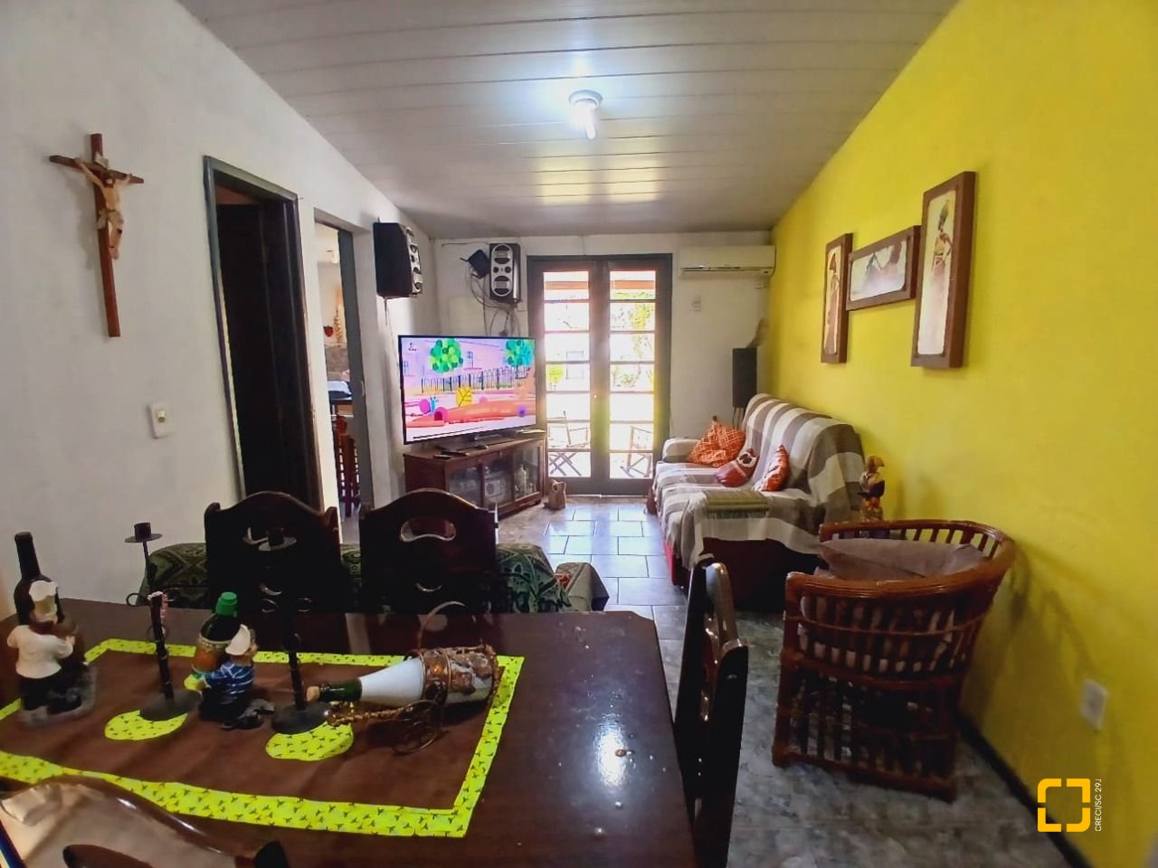 Casa com 60m², 6 garagens, no bairro Rio Vermelho em Florianópolis