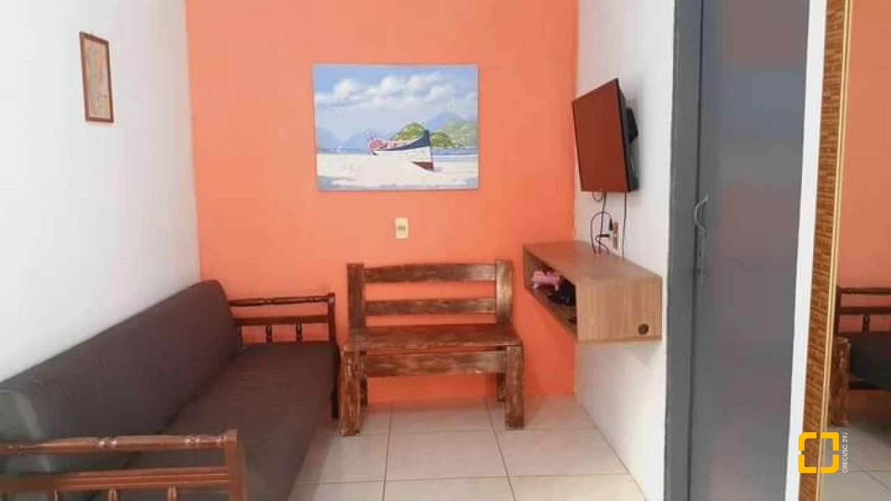Casa com 60m², 6 garagens, no bairro Rio Vermelho em Florianópolis