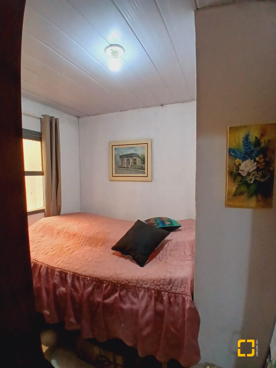 Casa com 60m², 6 garagens, no bairro Rio Vermelho em Florianópolis