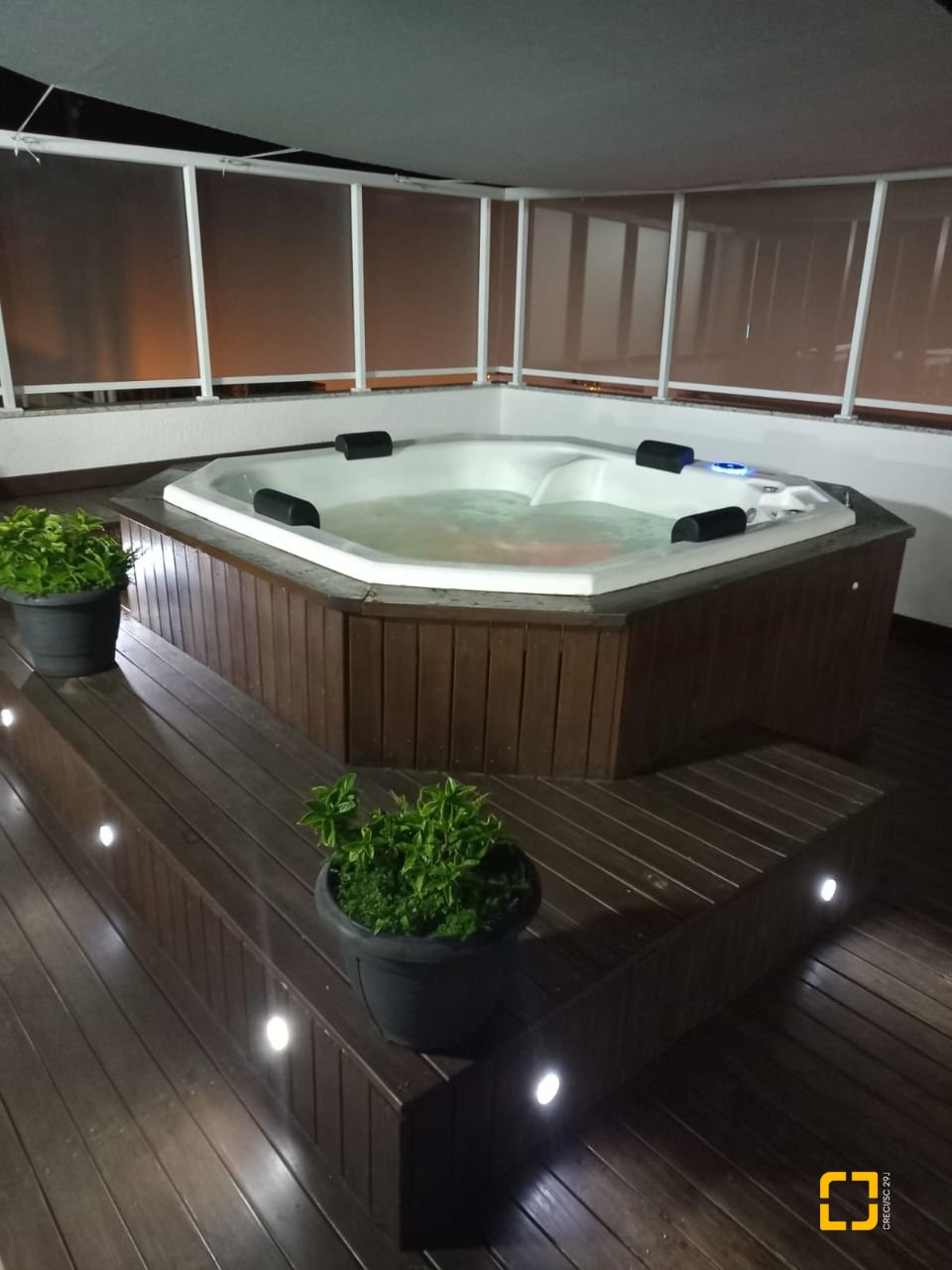 Cobertura com 224m², 4 quartos (sendo 1 suíte), 2 garagens, no bairro Ingleses em Florianópolis