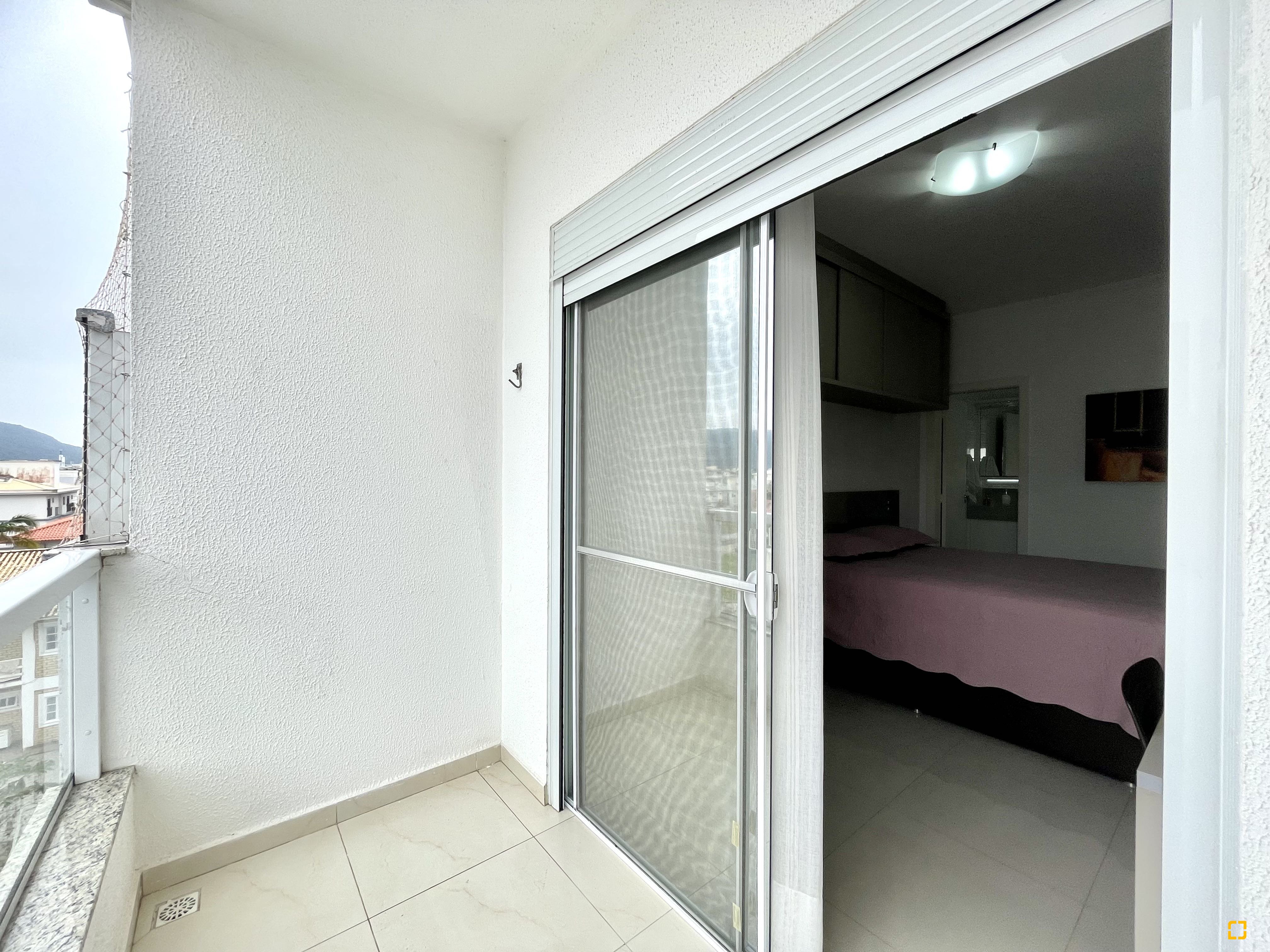 Cobertura com 224m², 4 quartos (sendo 1 suíte), 2 garagens, no bairro Ingleses em Florianópolis