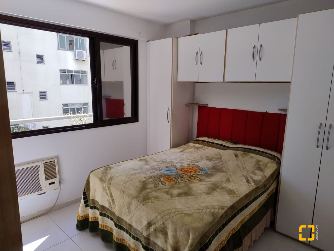 Apartamento com 88m², 4 quartos (sendo 1 suíte), 1 garagem, no bairro Centro em Florianópolis