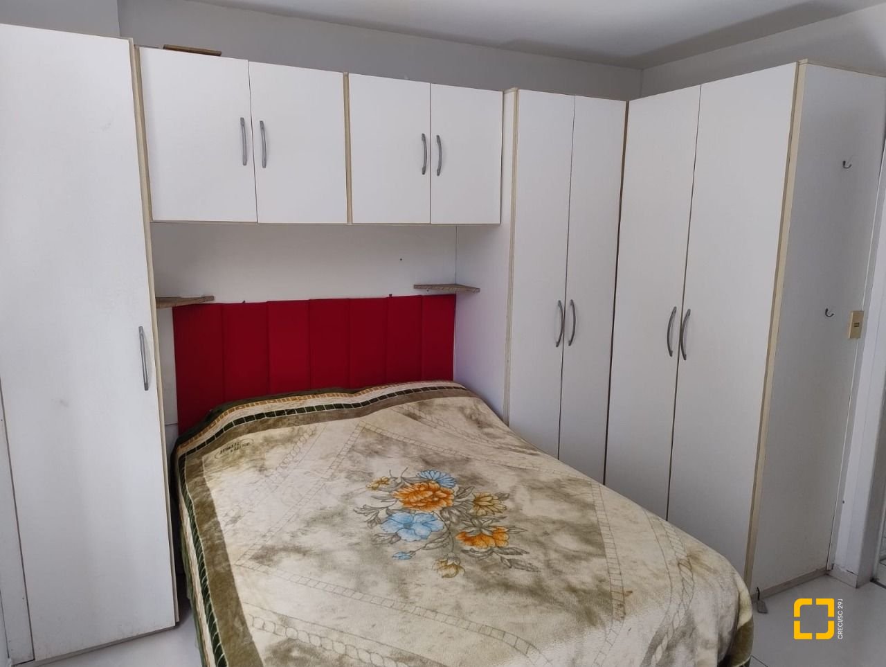 Apartamento com 88m², 4 quartos (sendo 1 suíte), 1 garagem, no bairro Centro em Florianópolis
