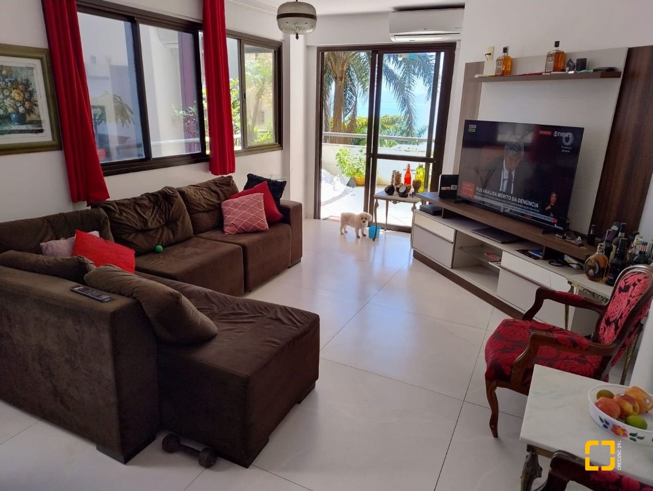 Apartamento com 88m², 4 quartos (sendo 1 suíte), 1 garagem, no bairro Centro em Florianópolis