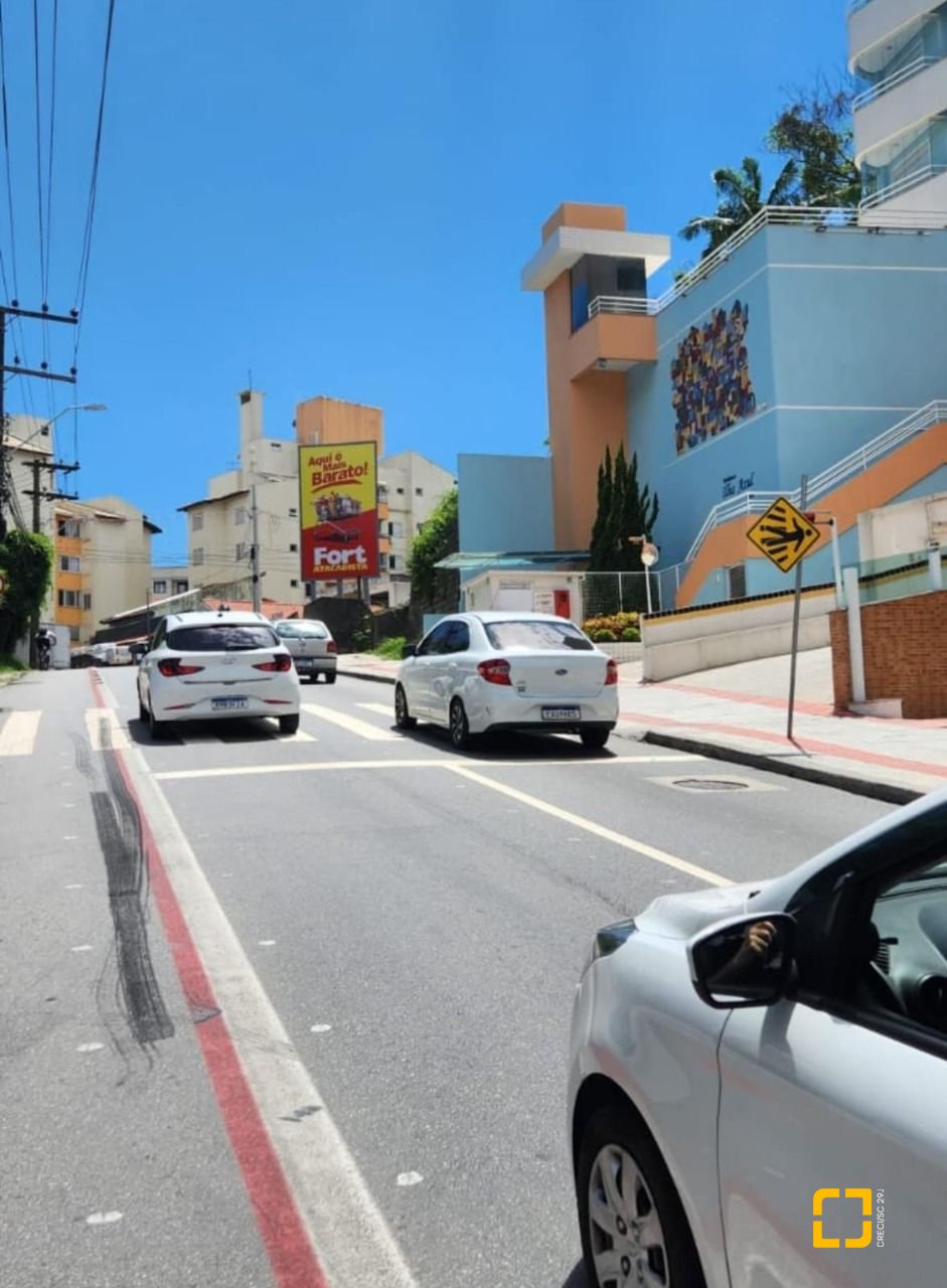 Terreno com 1796m², no bairro Pantanal em Florianópolis