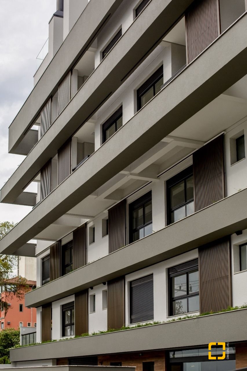 Apartamento com 47m², 1 quarto, 1 garagem, no bairro Canasvieiras em Florianópolis