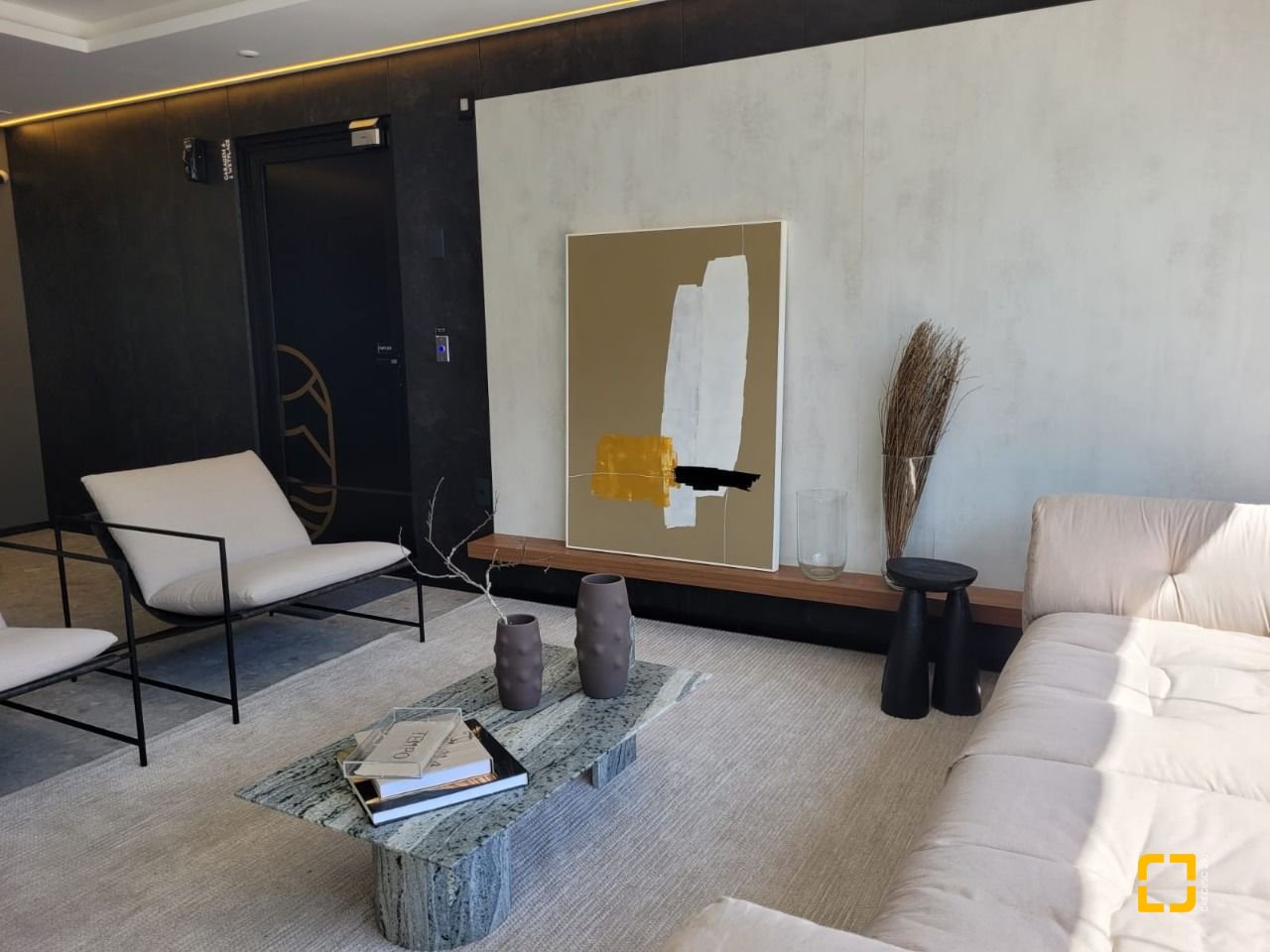 Apartamento com 47m², 1 quarto, 1 garagem, no bairro Canasvieiras em Florianópolis