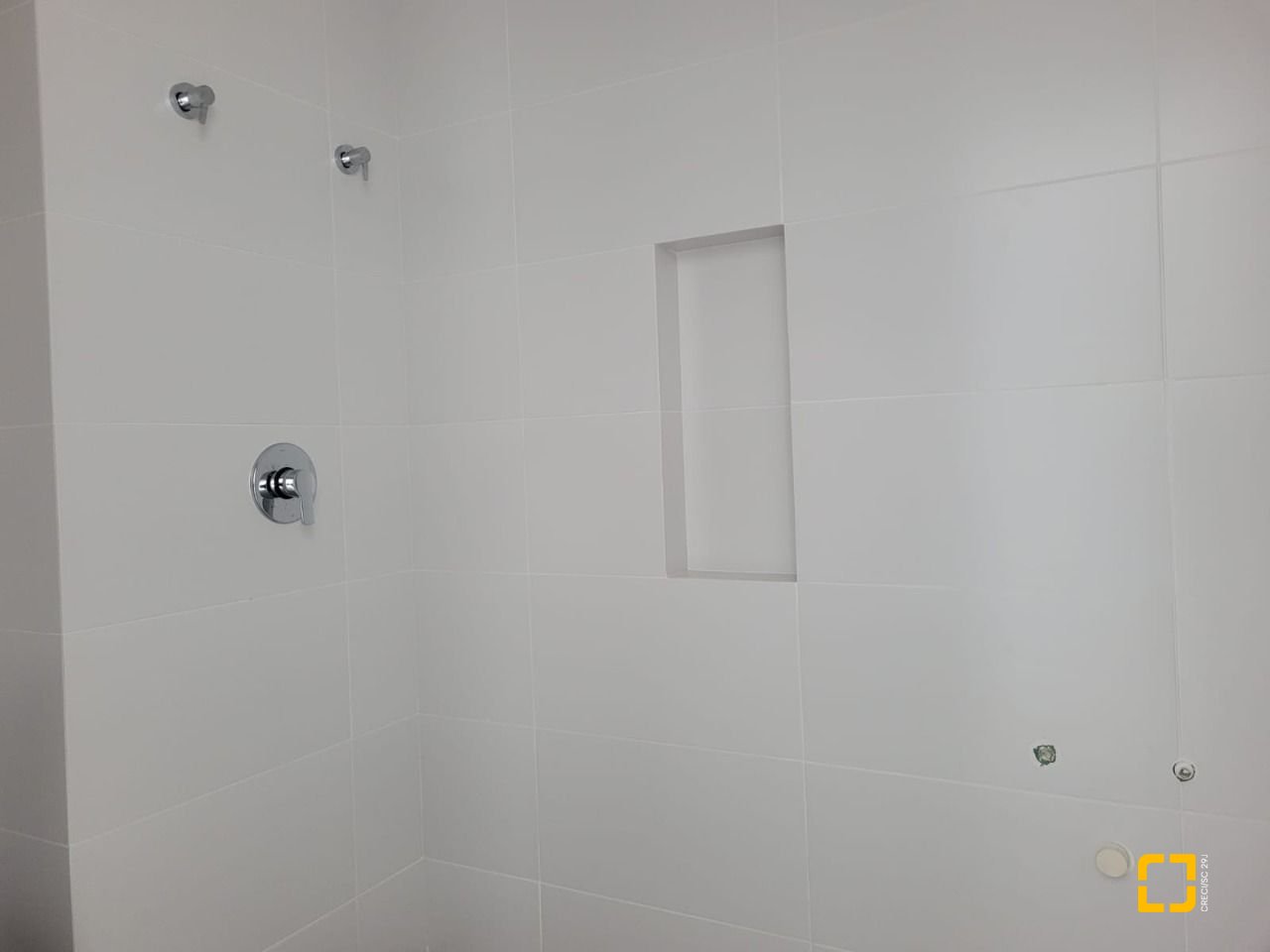 Apartamento com 47m², 1 quarto, 1 garagem, no bairro Canasvieiras em Florianópolis