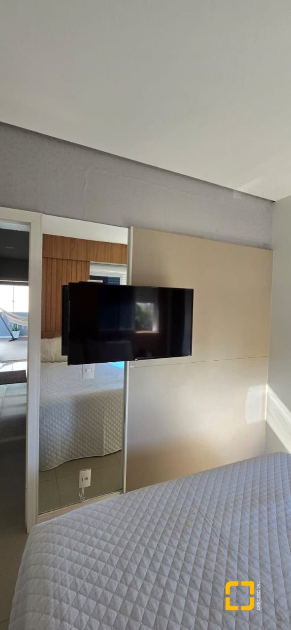 Cobertura com 140m², 4 quartos (sendo 1 suíte), 2 garagens, no bairro Jurerê em Florianópolis