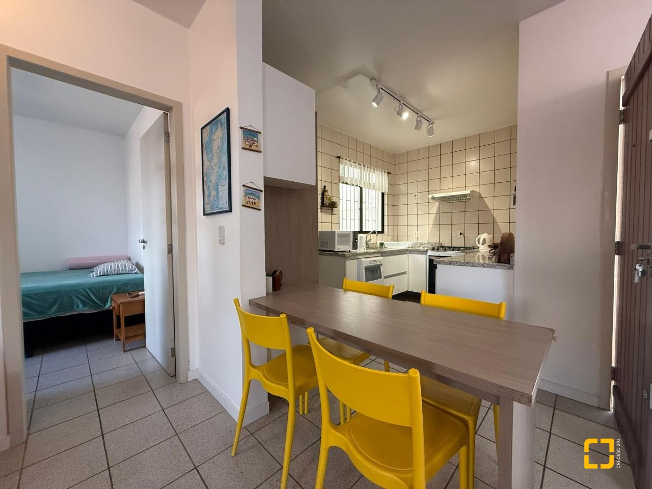 Apartamento com 186m², 7 quartos (sendo 3 suítes), 2 garagens, no bairro Ingleses em Florianópolis
