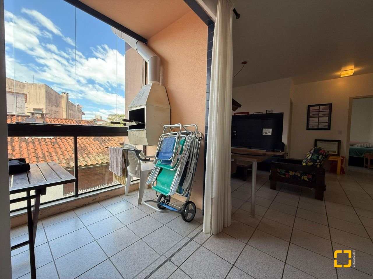 Apartamento com 186m², 7 quartos (sendo 3 suítes), 2 garagens, no bairro Ingleses em Florianópolis