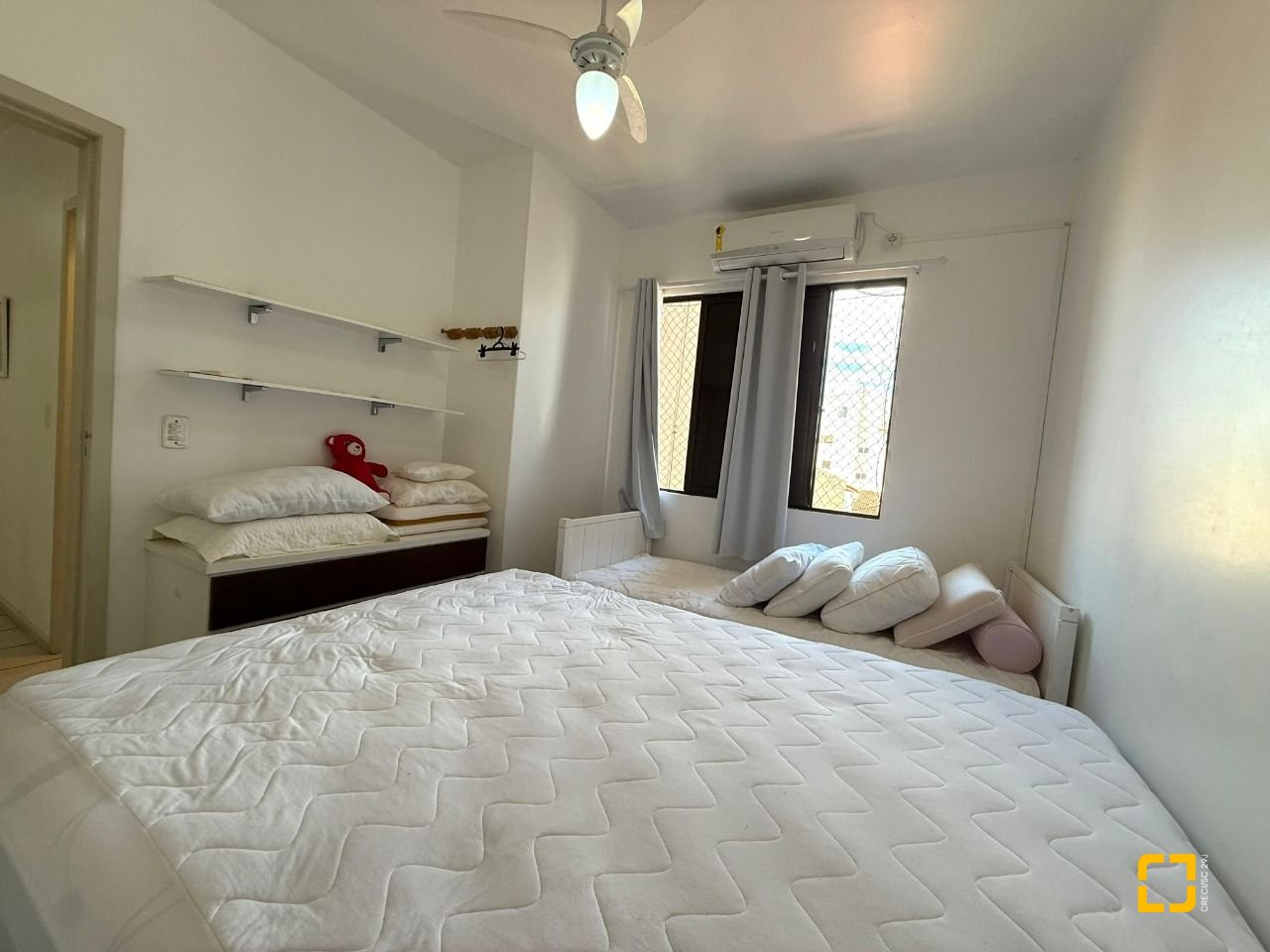 Apartamento com 186m², 7 quartos (sendo 3 suítes), 2 garagens, no bairro Ingleses em Florianópolis
