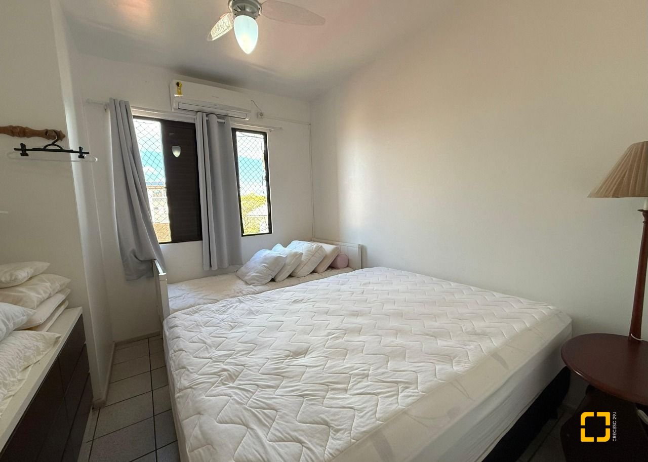 Apartamento com 186m², 7 quartos (sendo 3 suítes), 2 garagens, no bairro Ingleses em Florianópolis