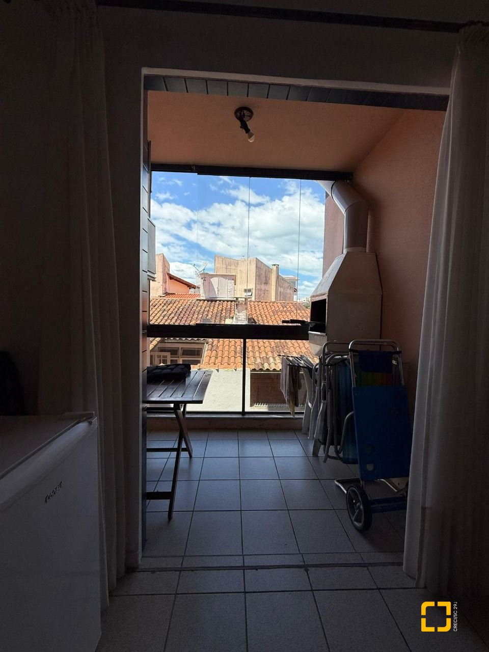 Apartamento com 186m², 7 quartos (sendo 3 suítes), 2 garagens, no bairro Ingleses em Florianópolis