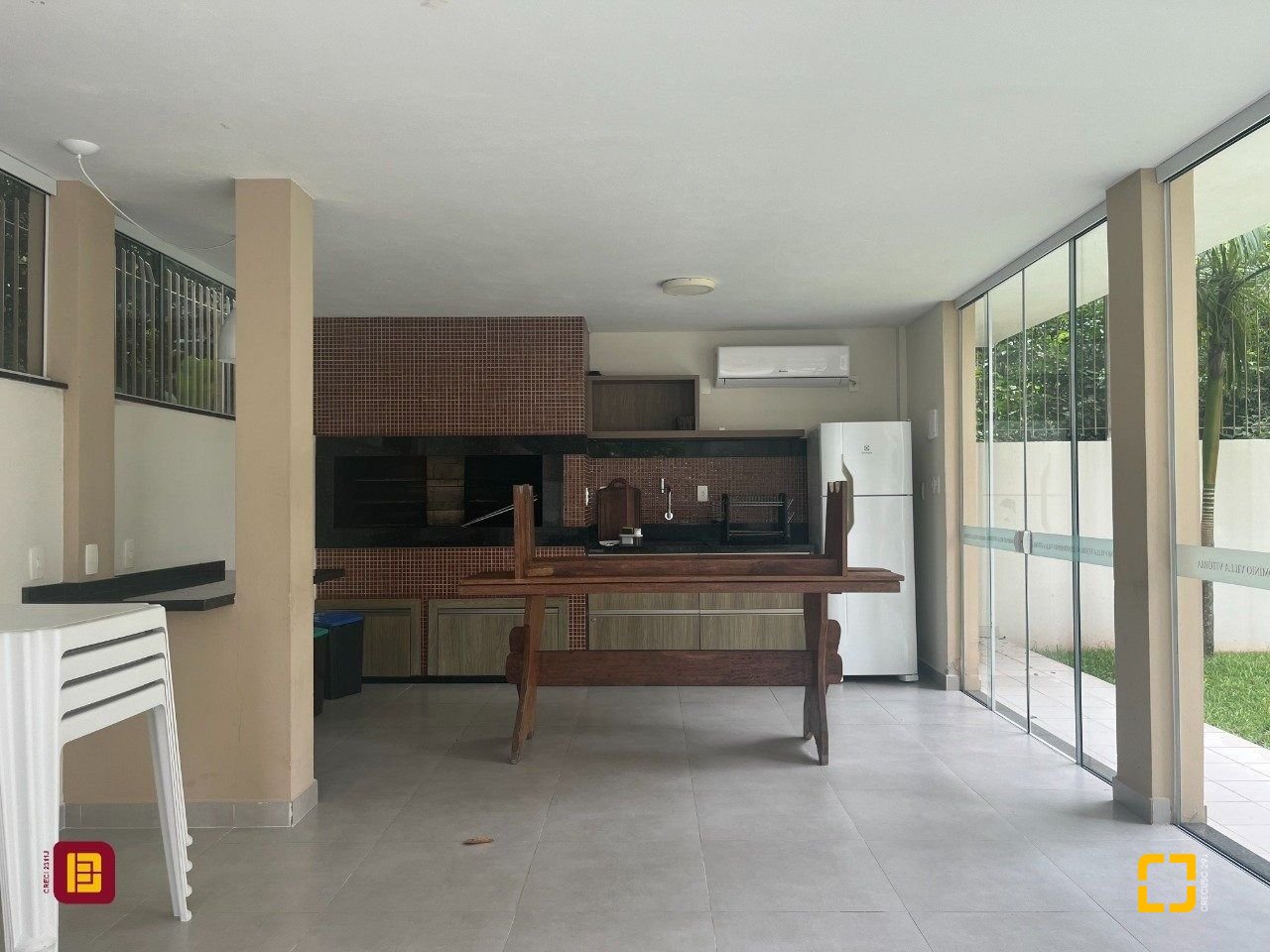 Apartamento com 91m², 4 quartos (sendo 1 suíte), 2 garagens, no bairro Córrego Grande em Florianópolis