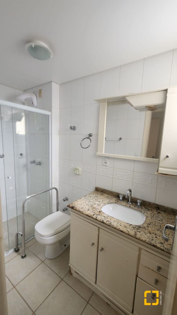 Apartamento com 91m², 4 quartos (sendo 1 suíte), 2 garagens, no bairro Córrego Grande em Florianópolis