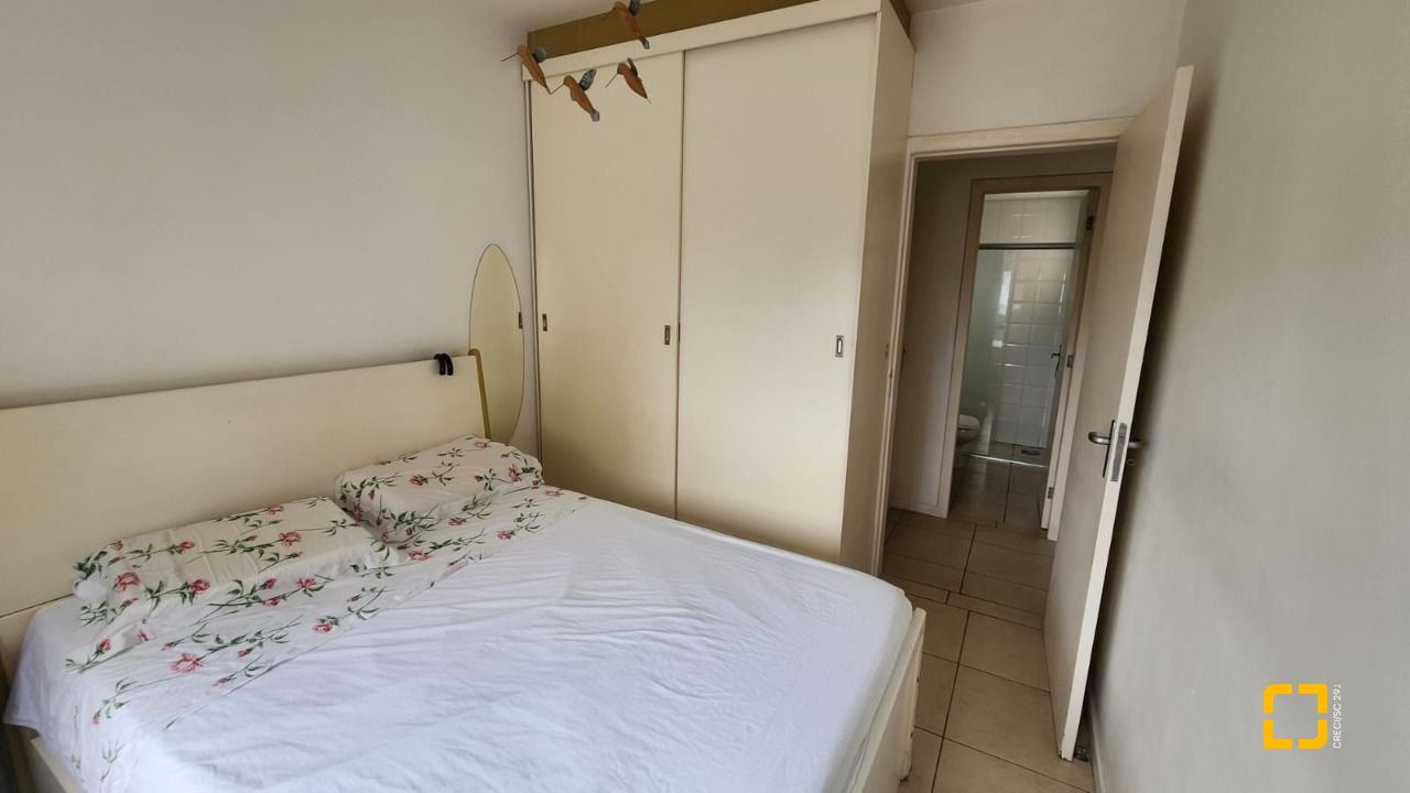 Apartamento com 91m², 4 quartos (sendo 1 suíte), 2 garagens, no bairro Córrego Grande em Florianópolis