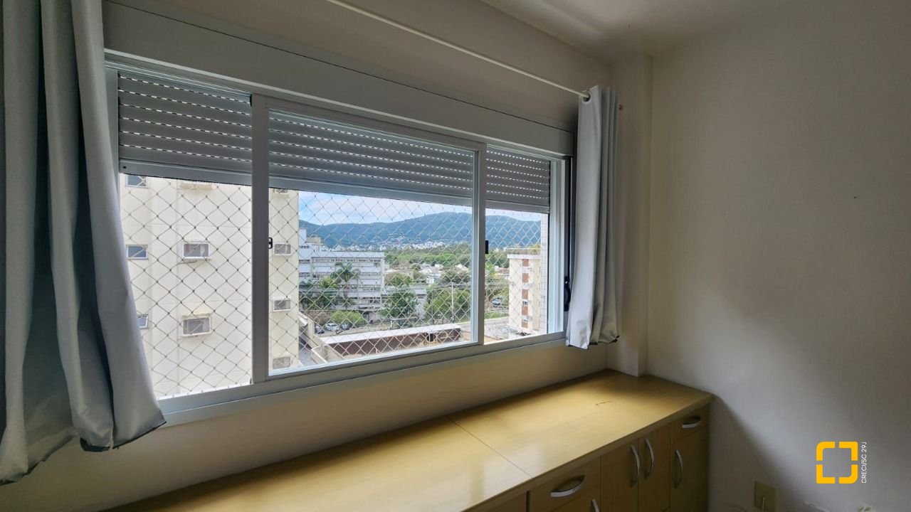Apartamento com 91m², 4 quartos (sendo 1 suíte), 2 garagens, no bairro Córrego Grande em Florianópolis