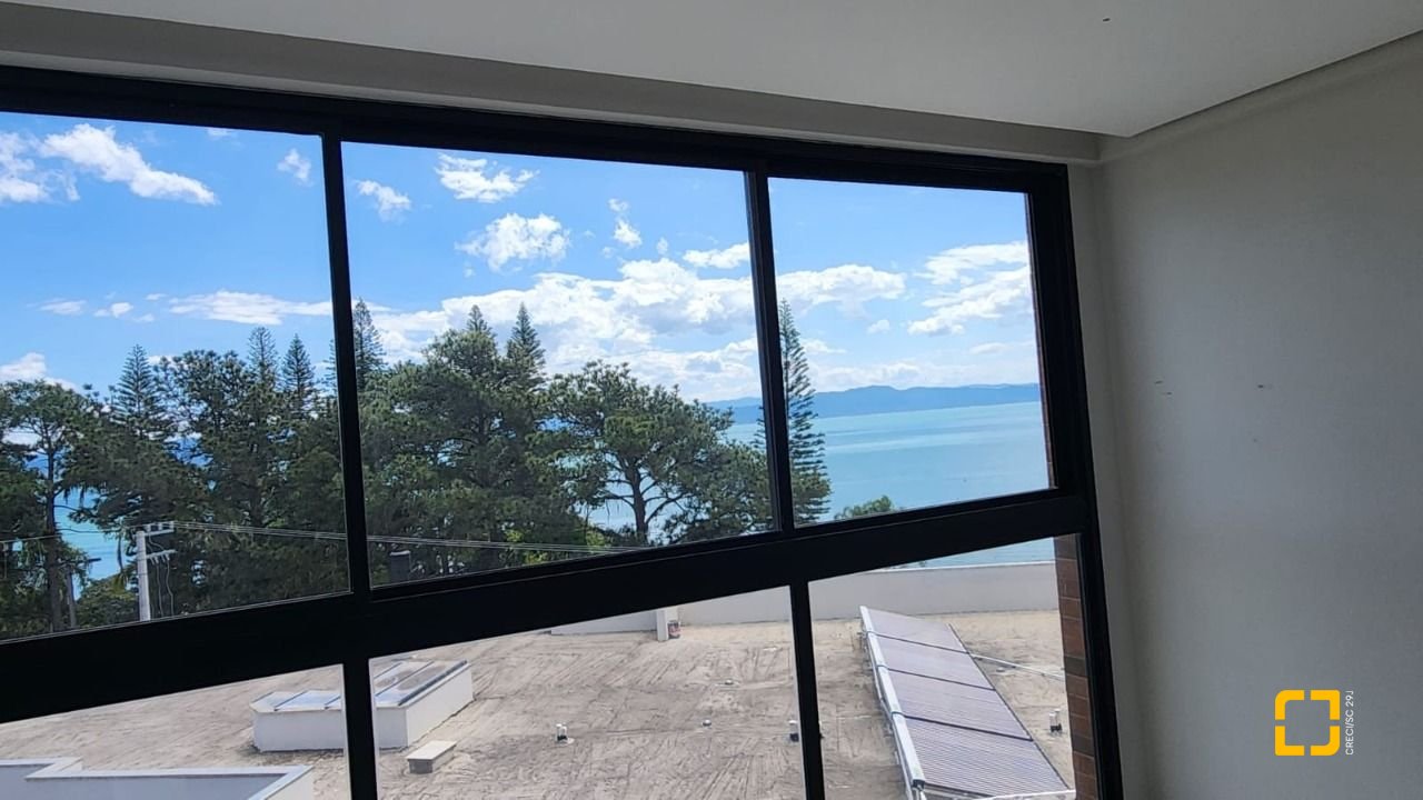 Apartamento com 51m², 1 quarto (sendo 1 suíte), 1 garagem, no bairro Cacupé em Florianópolis