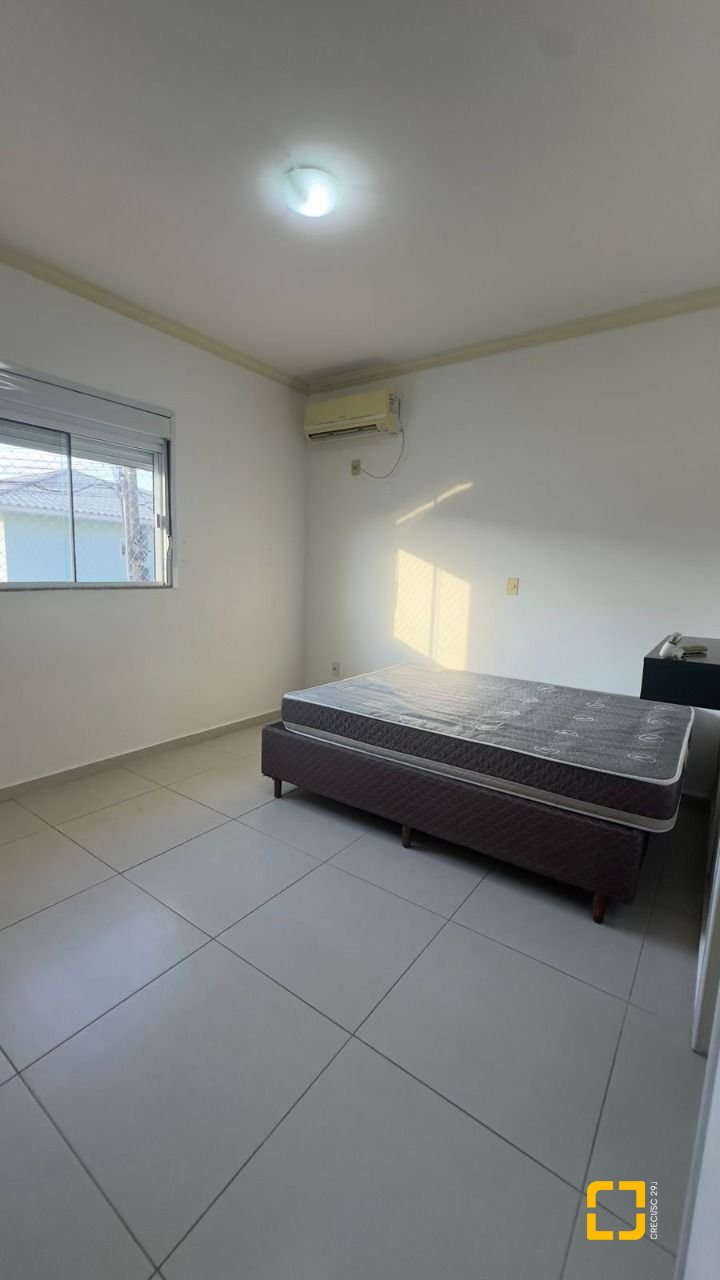 Apartamento com 78m², 3 quartos (sendo 1 suíte), 1 garagem, no bairro Ingleses em Florianópolis