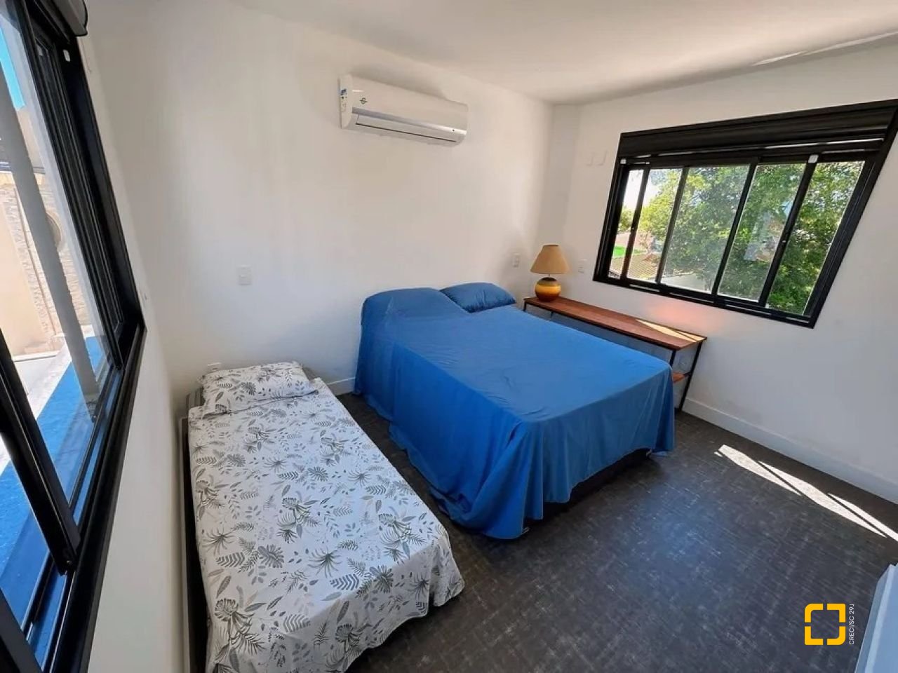 Casa de Condomínio com 275m², 7 quartos (sendo 3 suítes), 6 garagens, no bairro Campeche em Florianópolis