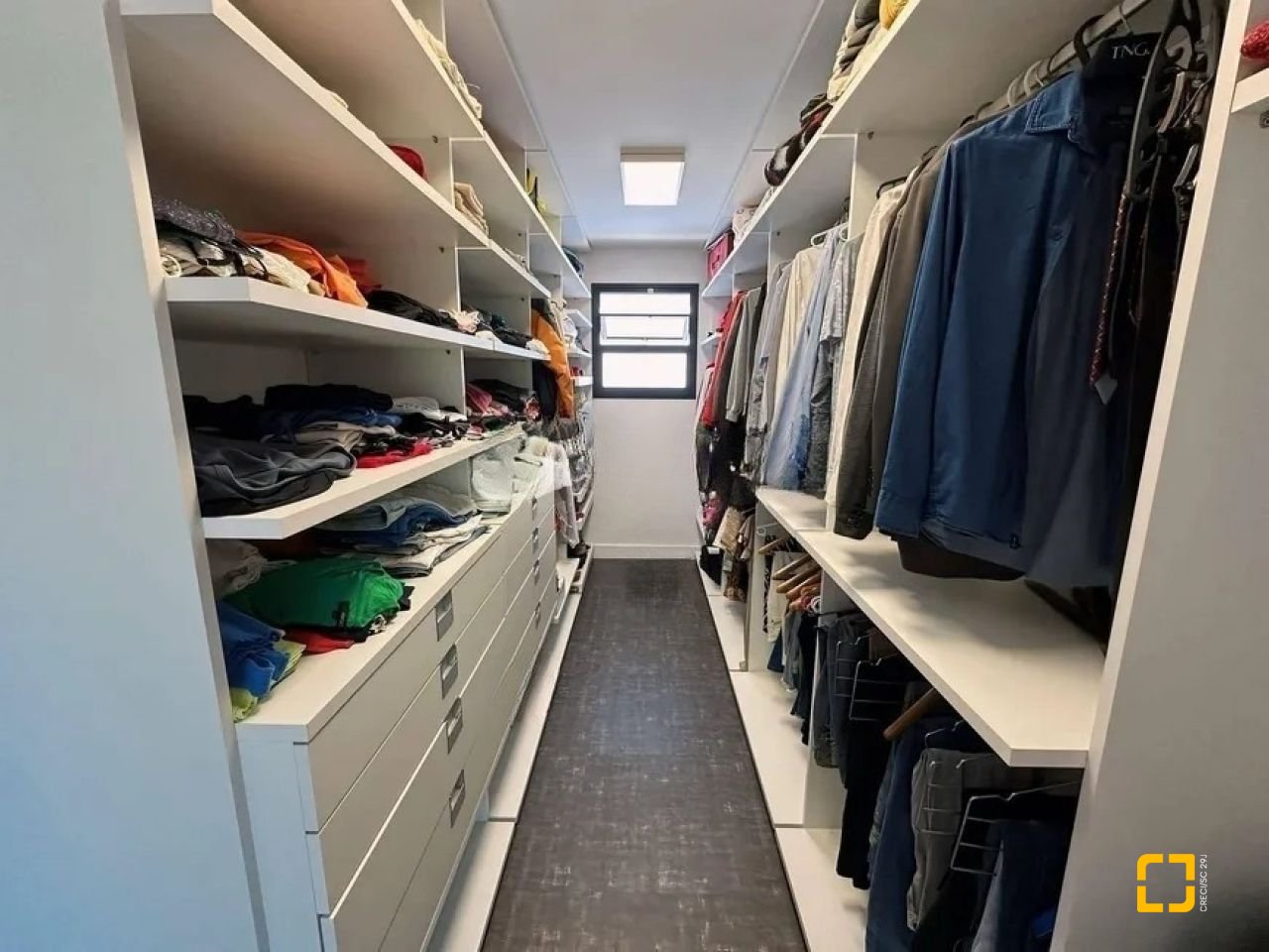 Casa de Condomínio com 275m², 7 quartos (sendo 3 suítes), 6 garagens, no bairro Campeche em Florianópolis