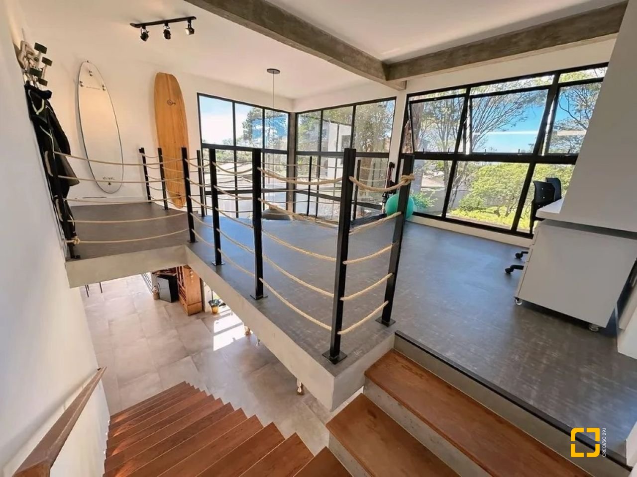 Casa de Condomínio com 275m², 7 quartos (sendo 3 suítes), 6 garagens, no bairro Campeche em Florianópolis