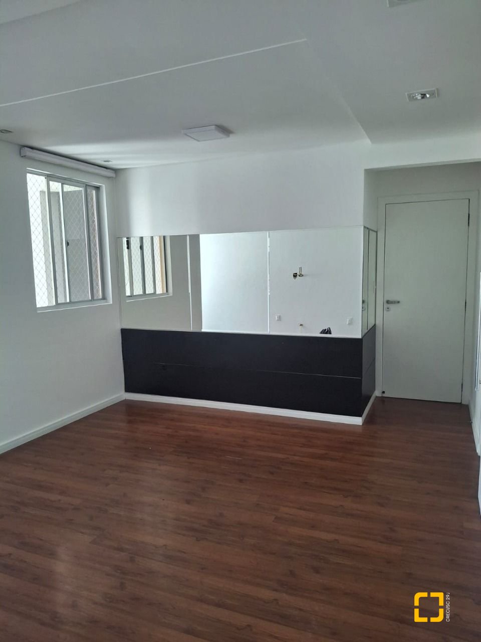Apartamento com 103m², 3 quartos (sendo 1 suíte), 1 garagem, no bairro Campinas em São José