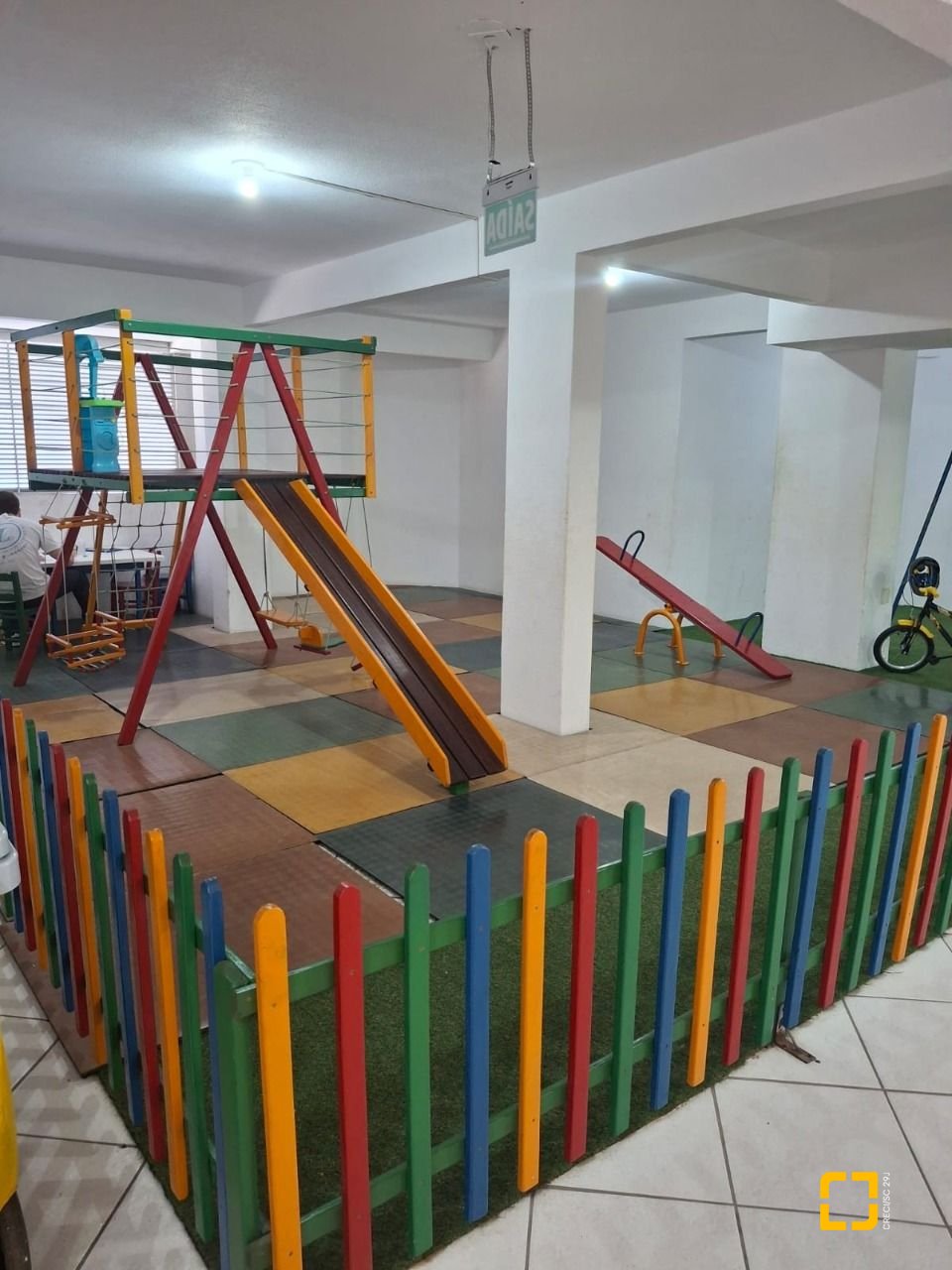 Apartamento com 103m², 3 quartos (sendo 1 suíte), 1 garagem, no bairro Campinas em São José