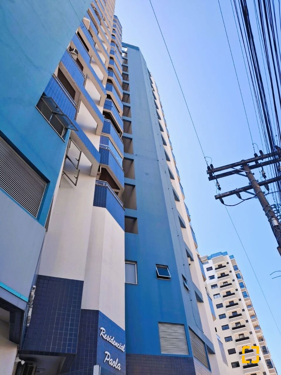 Apartamento com 103m², 3 quartos (sendo 1 suíte), 1 garagem, no bairro Campinas em São José