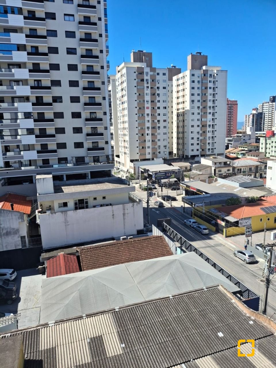Apartamento com 103m², 3 quartos (sendo 1 suíte), 1 garagem, no bairro Campinas em São José